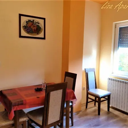 Center Lovely And Peaceful Liza Apartman *