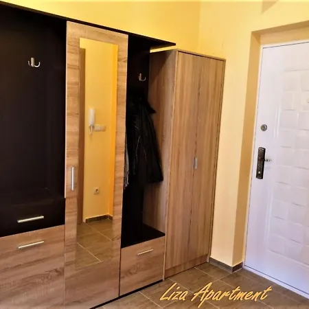 Apartman Center Lovely And Peaceful Liza Szkopje